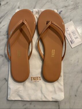 TKEES Foundation Gloss Sandals- Nude Beach